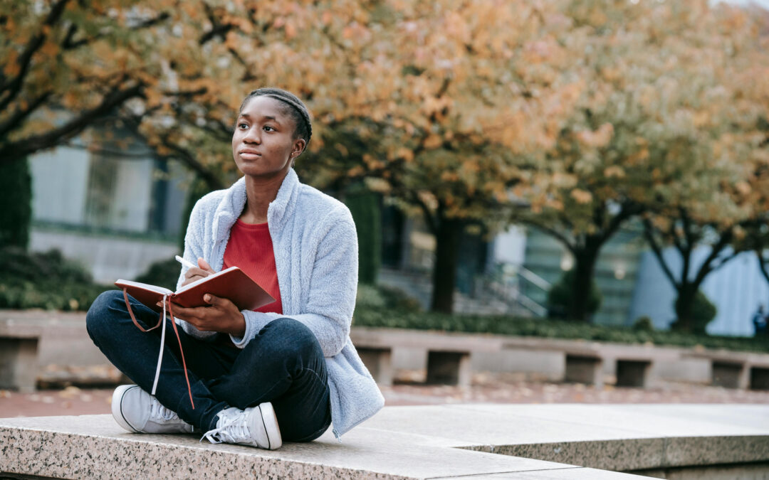 Le journal émotionnel pour apaiser les émotions des hypersensibles